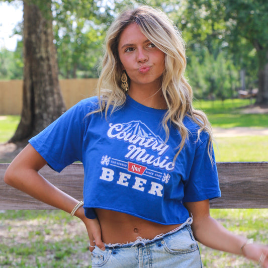 COUNTRY MUSIC & BEER Cropped Tee