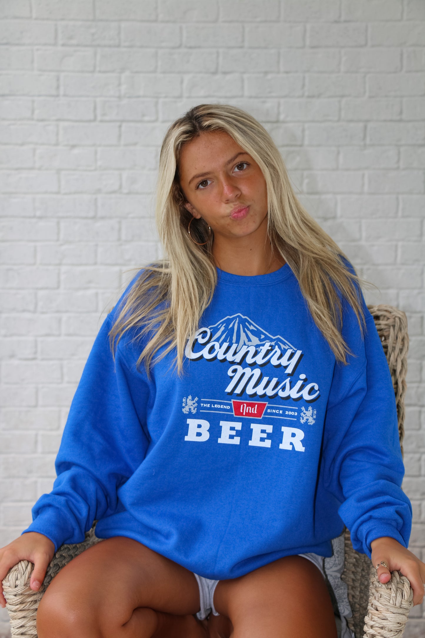 COUNTRY MUSIC & BEER Crewneck